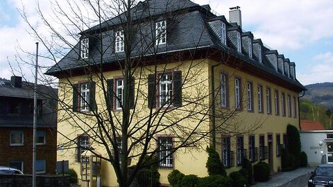 Amtsgericht Königstein im Taunus Gebäudeansicht des Amtsgerichts Königstein im Taunus (Gebäude A, Gerichtstraße 2)