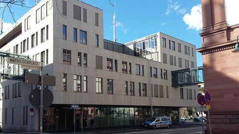 Gebäudeansicht der Außenstelle Darmstadt des Oberlandesgerichts Frankfurt am Main.